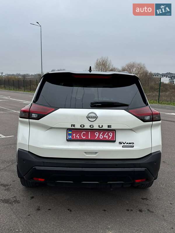Внедорожник / Кроссовер Nissan Rogue 2023 в Ровно