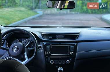 Позашляховик / Кросовер Nissan Rogue 2018 в Новгород-Сіверському