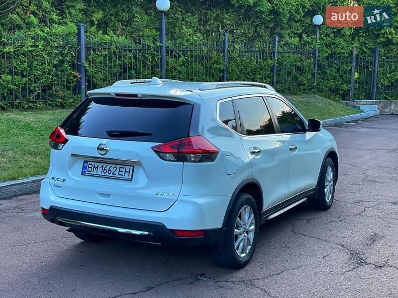 Позашляховик / Кросовер Nissan Rogue 2018 в Новгород-Сіверському
