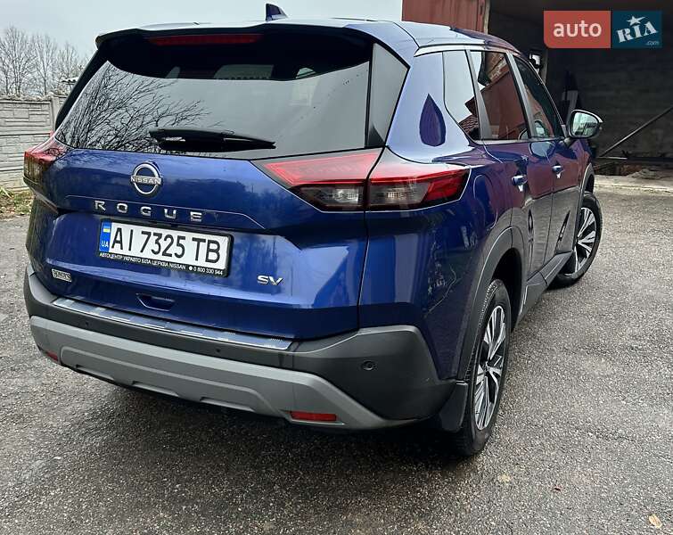 Внедорожник / Кроссовер Nissan Rogue 2022 в Киеве