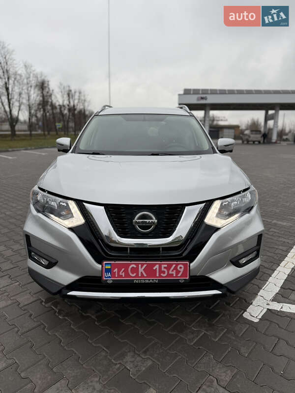 Внедорожник / Кроссовер Nissan Rogue 2018 в Тульчине