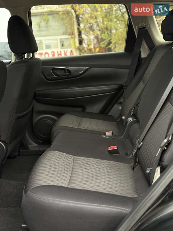 Внедорожник / Кроссовер Nissan Rogue 2020 в Запорожье