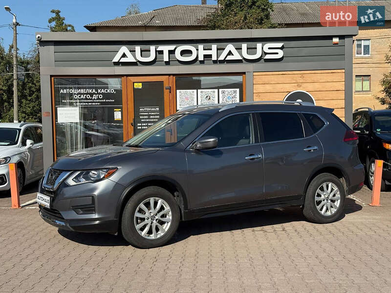 Внедорожник / Кроссовер Nissan Rogue 2020 в Житомире