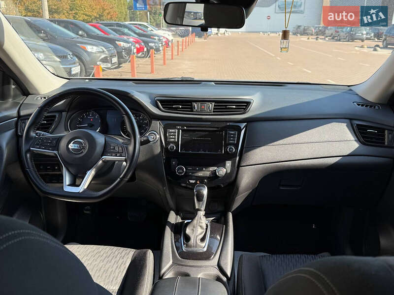 Внедорожник / Кроссовер Nissan Rogue 2020 в Житомире