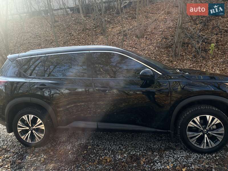 Внедорожник / Кроссовер Nissan Rogue 2021 в Львове