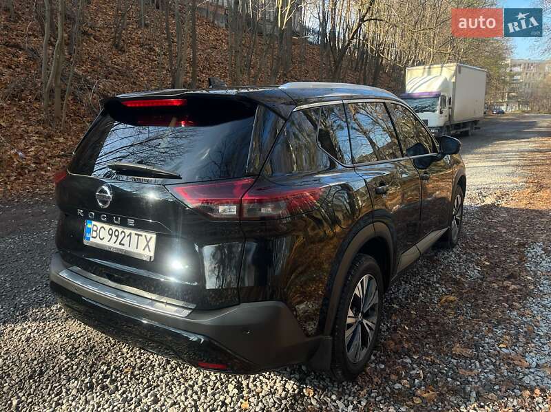 Внедорожник / Кроссовер Nissan Rogue 2021 в Львове