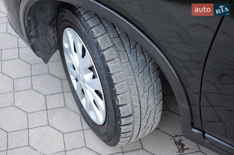 Позашляховик / Кросовер Nissan Rogue 2016 в Львові фото 41 Позашляховик / Кросовер Nissan Rogue 2016 в Львові