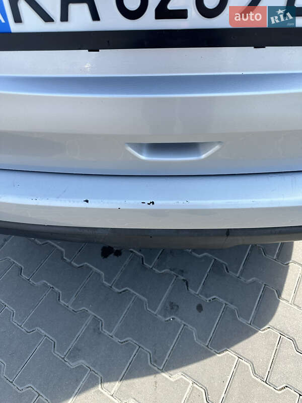 Внедорожник / Кроссовер Nissan Rogue 2016 в Киеве фото 4 Внедорожник / Кроссовер Nissan Rogue 2016 в Киеве