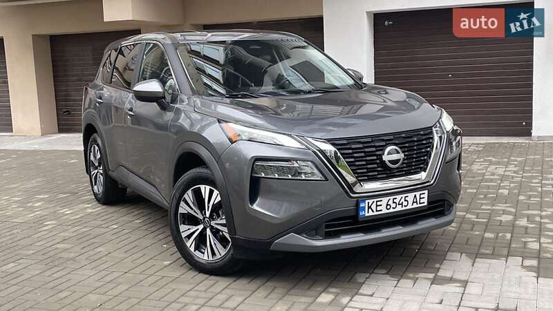 Внедорожник / Кроссовер Nissan Rogue 2023 в Днепре