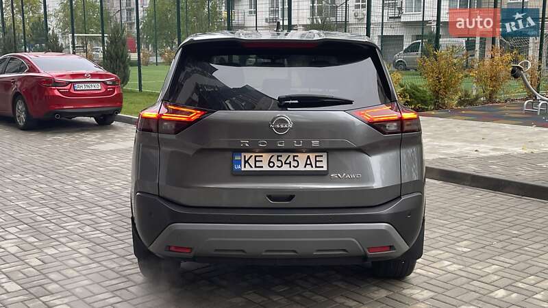Внедорожник / Кроссовер Nissan Rogue 2023 в Днепре