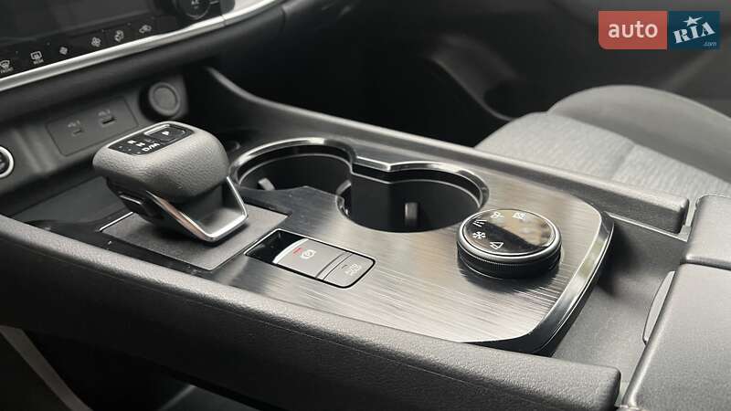 Внедорожник / Кроссовер Nissan Rogue 2023 в Днепре