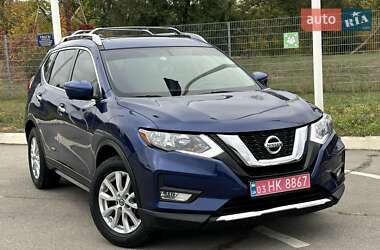 Внедорожник / Кроссовер Nissan Rogue 2017 в Запорожье