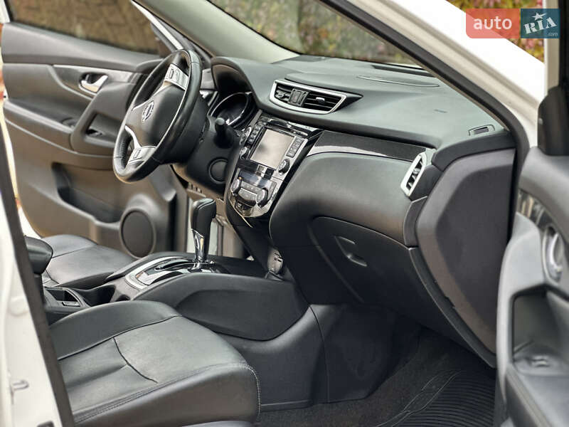 Внедорожник / Кроссовер Nissan Rogue 2016 в Одессе фото 28 Внедорожник / Кроссовер Nissan Rogue 2016 в Одессе
