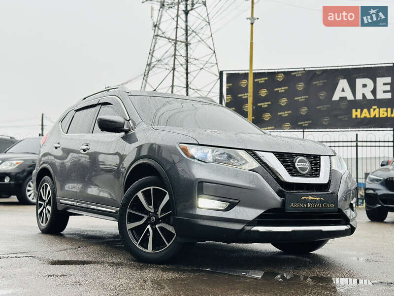 Внедорожник / Кроссовер Nissan Rogue 2018 в Харькове