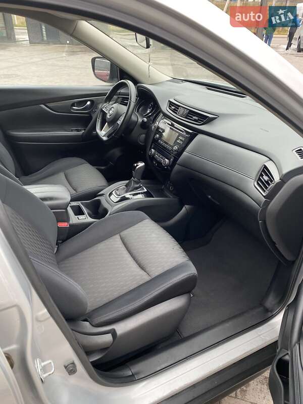 Внедорожник / Кроссовер Nissan Rogue 2017 в Львове фото 13 Внедорожник / Кроссовер Nissan Rogue 2017 в Львове