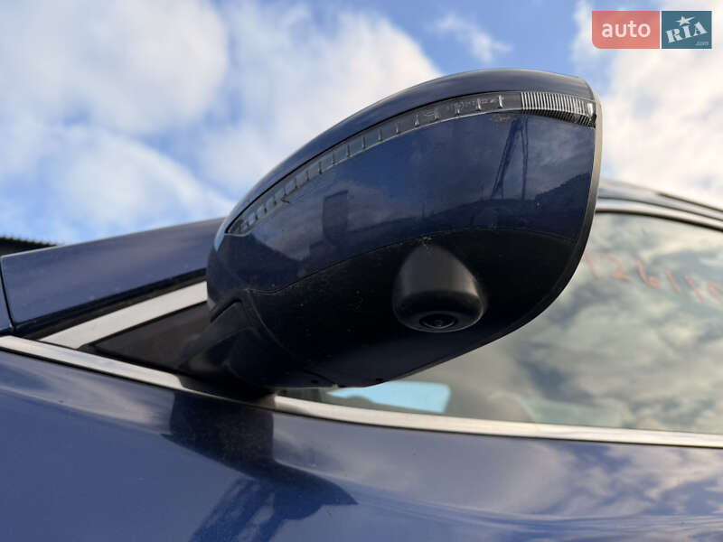 Внедорожник / Кроссовер Nissan Rogue 2019 в Ровно