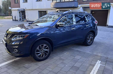 Позашляховик / Кросовер Nissan Rogue 2016 в Івано-Франківську
