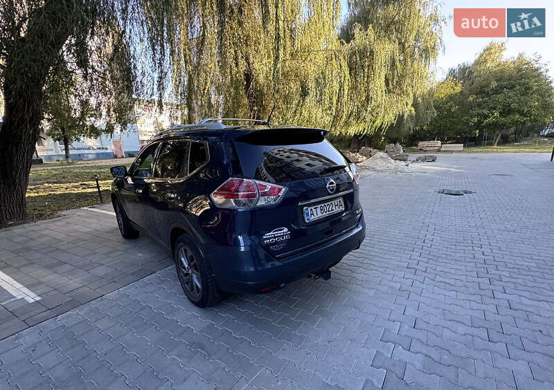 Внедорожник / Кроссовер Nissan Rogue 2016 в Ивано-Франковске