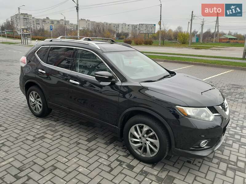 Позашляховик / Кросовер Nissan Rogue 2014 в Кременчуці