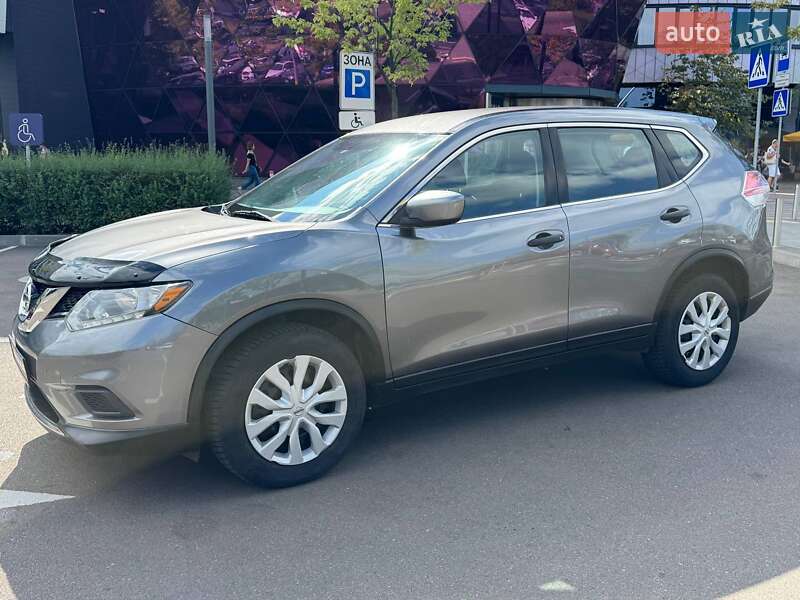 Внедорожник / Кроссовер Nissan Rogue 2016 в Киеве
