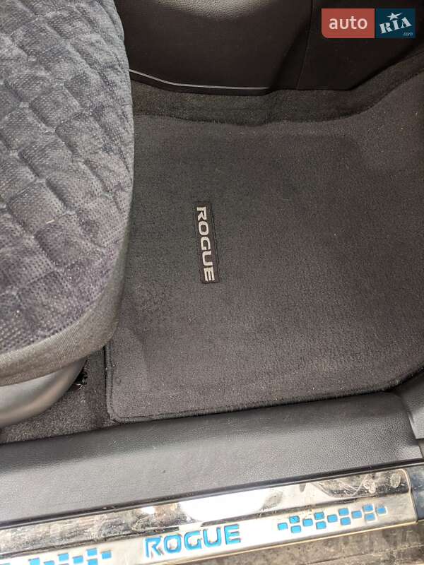 Внедорожник / Кроссовер Nissan Rogue 2015 в Первомайске фото 14 Внедорожник / Кроссовер Nissan Rogue 2015 в Первомайске