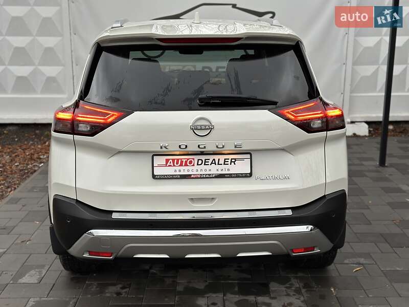 Внедорожник / Кроссовер Nissan Rogue 2022 в Киеве