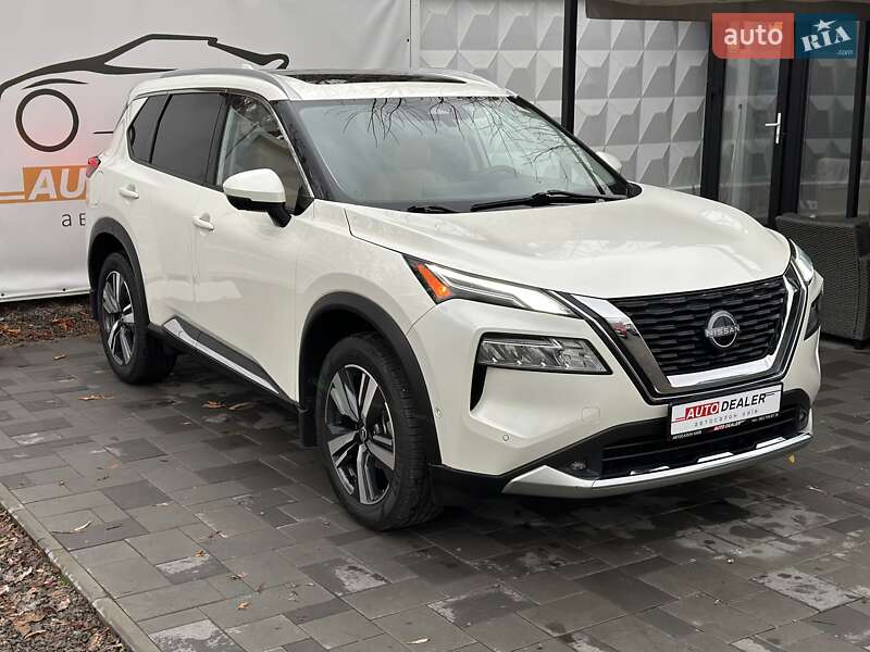 Внедорожник / Кроссовер Nissan Rogue 2022 в Киеве