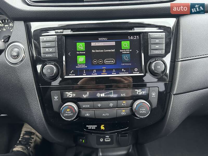 Внедорожник / Кроссовер Nissan Rogue 2019 в Киеве