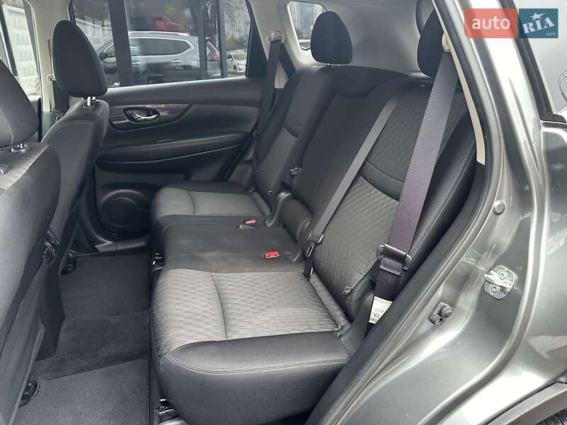 Внедорожник / Кроссовер Nissan Rogue 2019 в Киеве