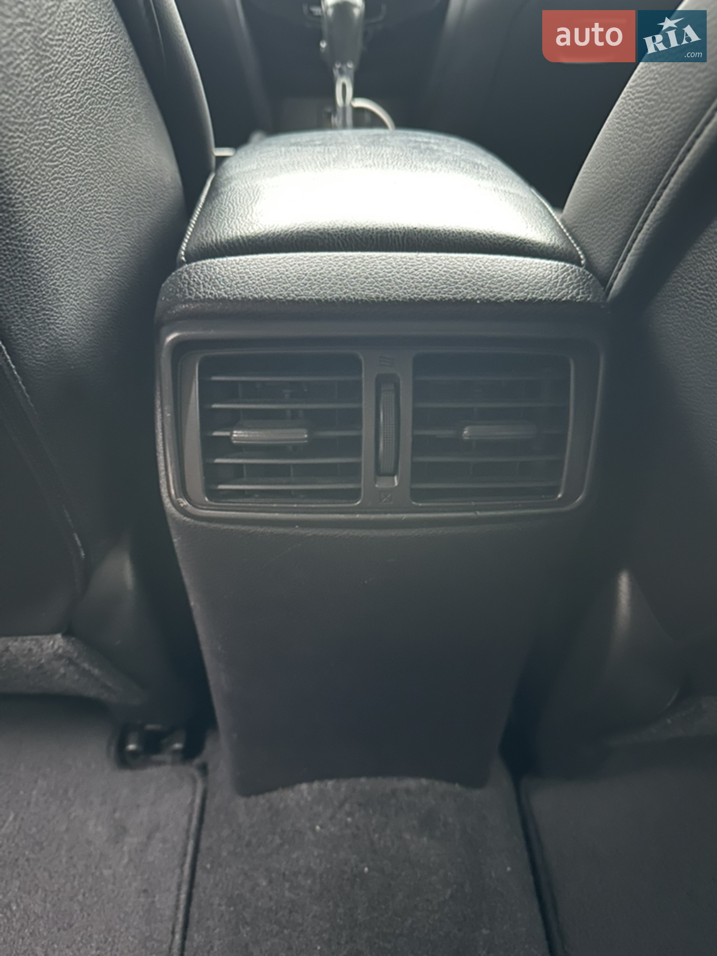 2016 Nissan Rogue - мініатюра 27