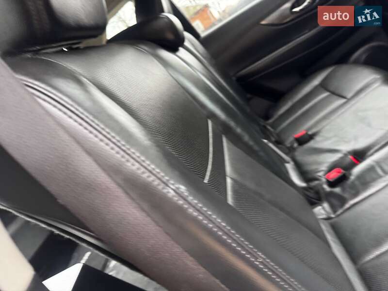 Внедорожник / Кроссовер Nissan Rogue 2015 в Ахтырке