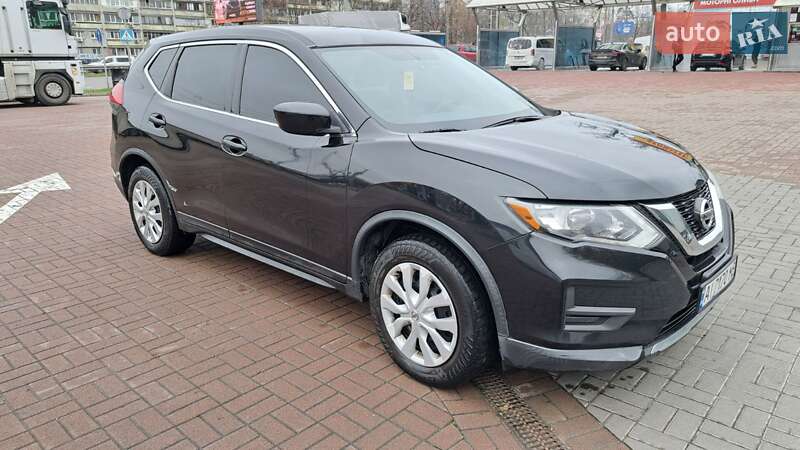 Внедорожник / Кроссовер Nissan Rogue 2016 в Киеве фото 6 Внедорожник / Кроссовер Nissan Rogue 2016 в Киеве