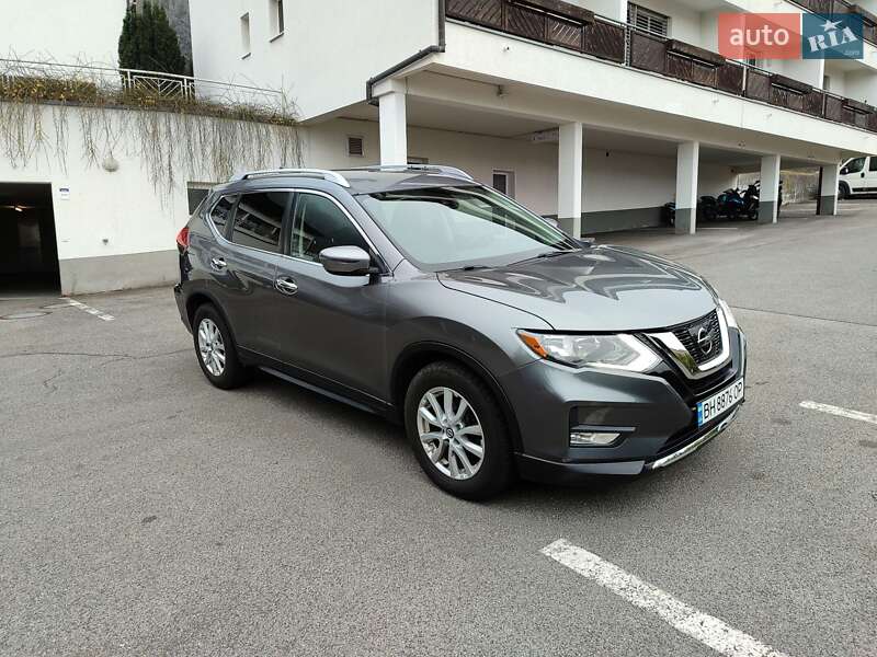 Внедорожник / Кроссовер Nissan Rogue 2018 в Киеве фото 2 Внедорожник / Кроссовер Nissan Rogue 2018 в Киеве