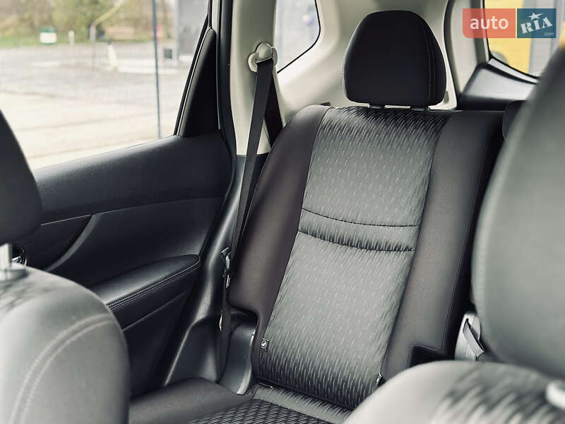 Позашляховик / Кросовер Nissan Rogue 2019 в Кременчуці