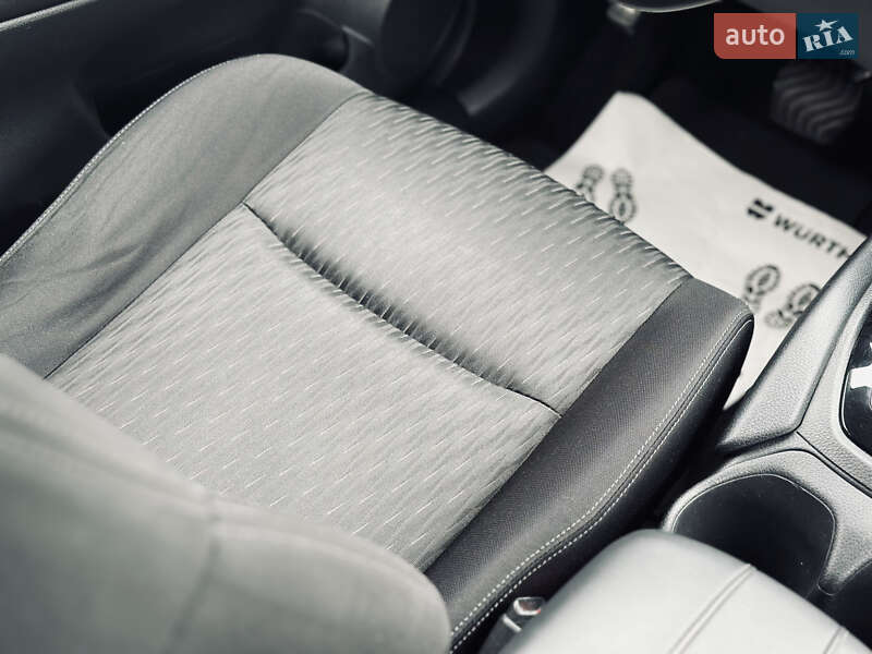 Позашляховик / Кросовер Nissan Rogue 2019 в Кременчуці