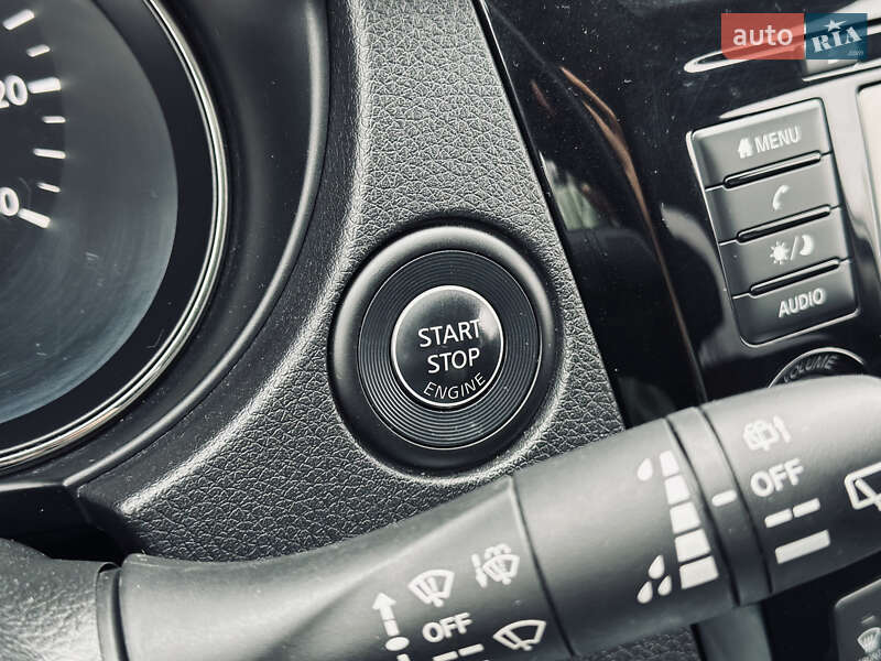 Позашляховик / Кросовер Nissan Rogue 2019 в Кременчуці