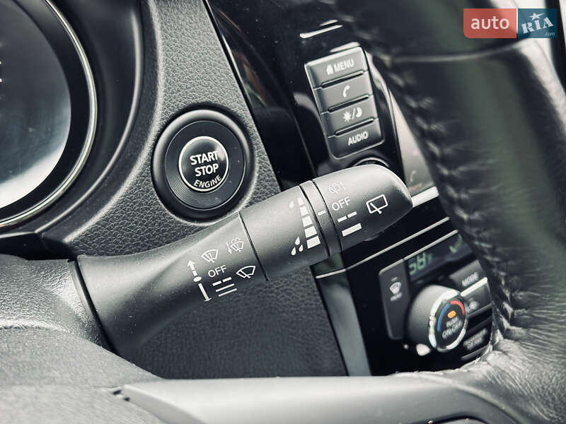 Позашляховик / Кросовер Nissan Rogue 2019 в Кременчуці