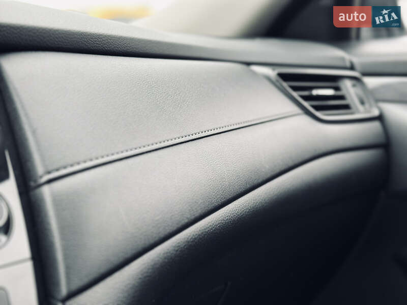 Позашляховик / Кросовер Nissan Rogue 2019 в Кременчуці