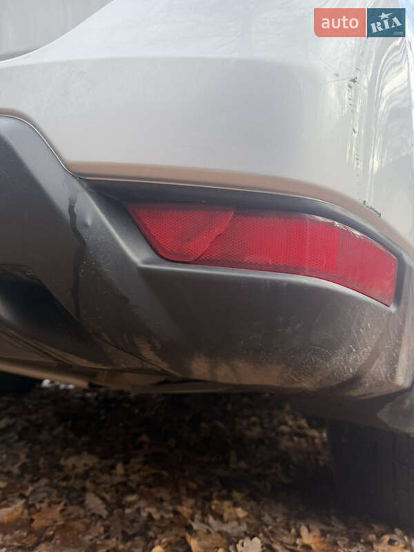 Внедорожник / Кроссовер Nissan Rogue 2016 в Киеве