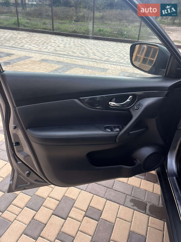 Внедорожник / Кроссовер Nissan Rogue 2018 в Измаиле фото 15 Внедорожник / Кроссовер Nissan Rogue 2018 в Измаиле