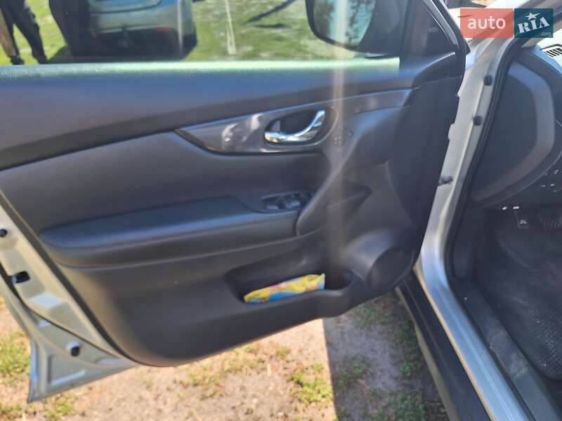 Внедорожник / Кроссовер Nissan Rogue 2017 в Зенькове фото 10 Внедорожник / Кроссовер Nissan Rogue 2017 в Зенькове