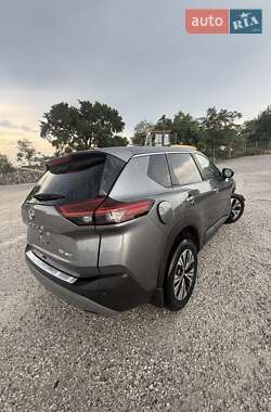 Позашляховик / Кросовер Nissan Rogue 2024 в Хмельницькому