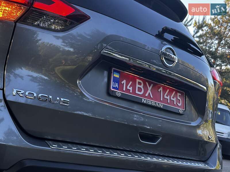 Внедорожник / Кроссовер Nissan Rogue 2019 в Дрогобыче