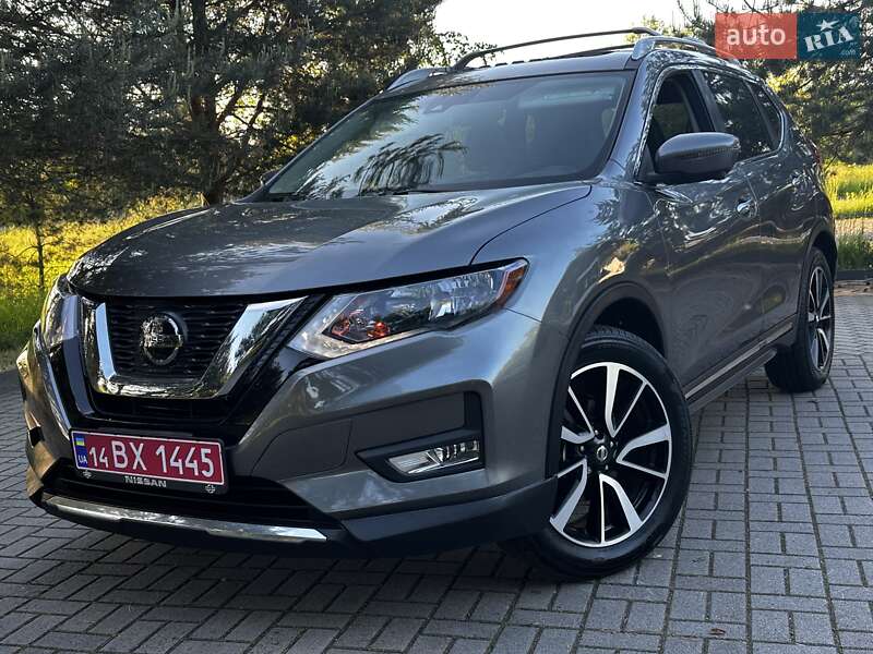 Внедорожник / Кроссовер Nissan Rogue 2019 в Дрогобыче