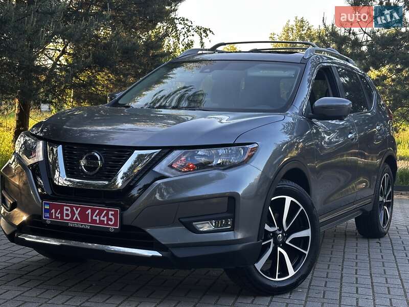 Внедорожник / Кроссовер Nissan Rogue 2019 в Дрогобыче