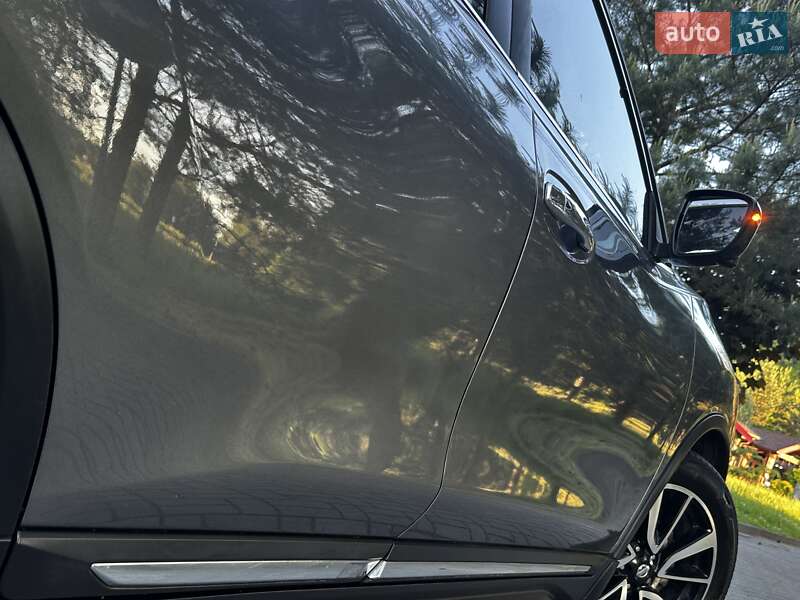 Внедорожник / Кроссовер Nissan Rogue 2019 в Дрогобыче