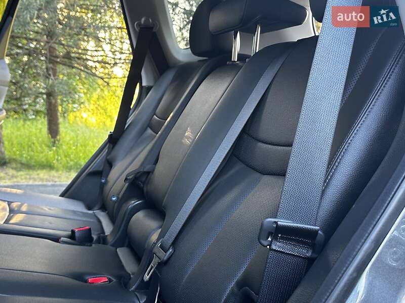 Внедорожник / Кроссовер Nissan Rogue 2019 в Дрогобыче