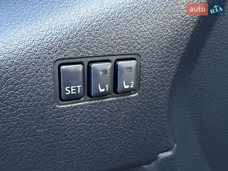 Внедорожник / Кроссовер Nissan Rogue 2019 в Дрогобыче