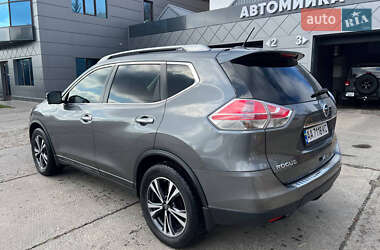 Внедорожник / Кроссовер Nissan Rogue 2015 в Харькове