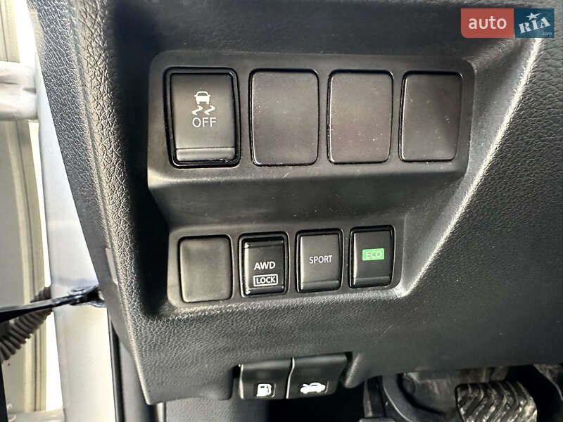 Позашляховик / Кросовер Nissan Rogue 2017 в Львові фото 9 Позашляховик / Кросовер Nissan Rogue 2017 в Львові